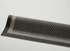 Heimtextilien></noscript>Angenehm flache Brücken und Teppiche in Sisaloptik