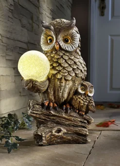 Außendekorationen|Gartenbeleuchtung>Batteriebetriebene Eule mit LED-Kugel BRAUN