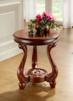 Möbel>Beistelltisch aus Buchenholz mit Schnitzerei NUSSBAUM