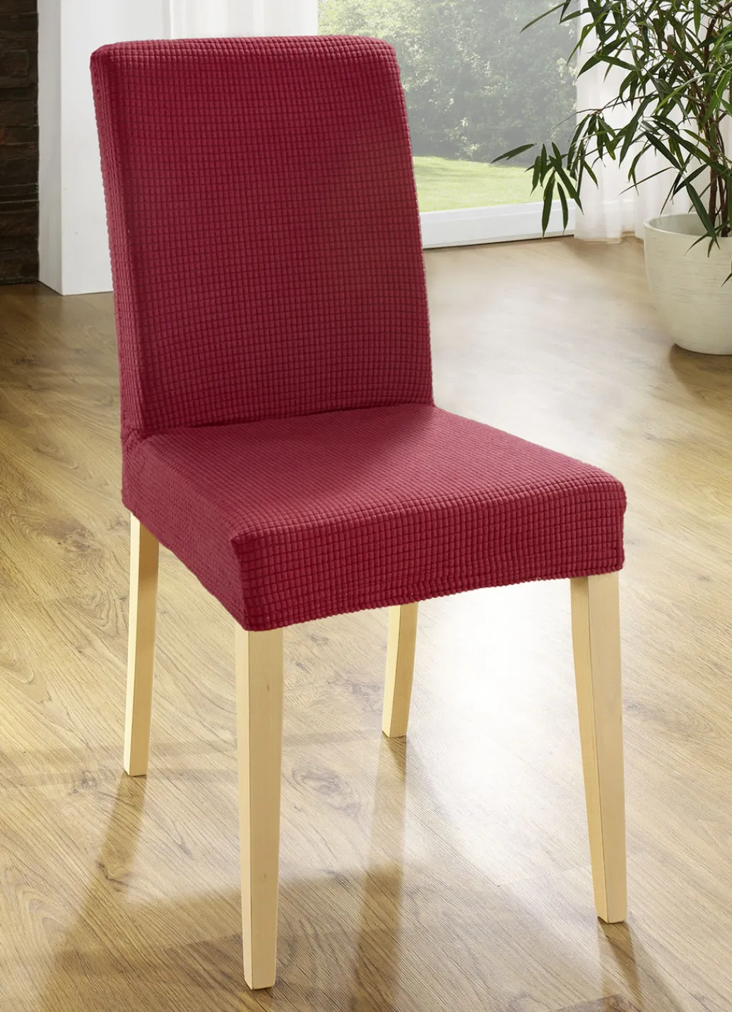 Heimtextilien>Bi-elastische Stretchbezüge aus 92% Baumwolle