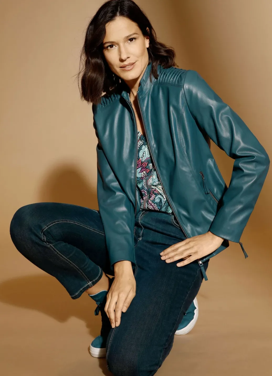 Jacken & Mäntel>Blazer aus Lederimitat mit Biesenzier PETROL