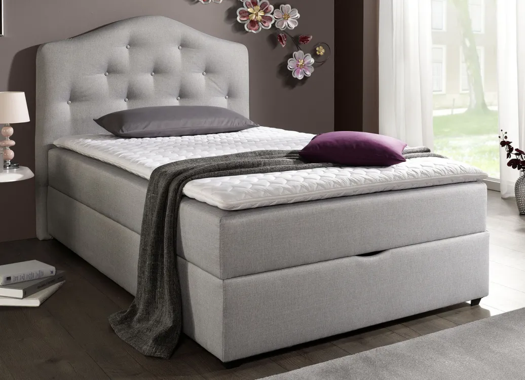Möbel>Boxspringbett mit Bettkasten und Topper
