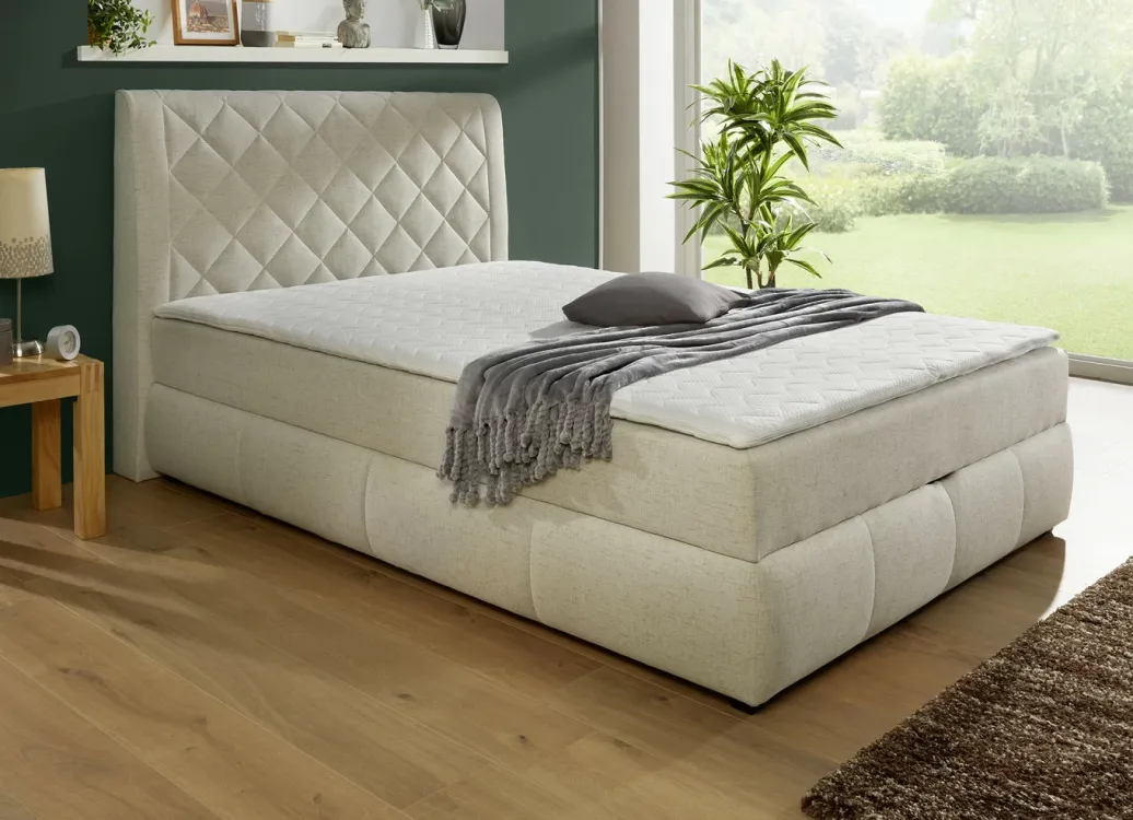 Möbel>Boxspringbett mit Bettkasten und Topper