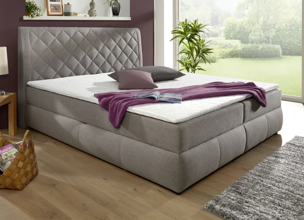 Möbel>Boxspringbett mit Bettkasten und Topper