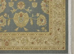 Heimtextilien></noscript>Brücke und Teppiche mit Orient-Optik