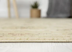 Heimtextilien></noscript>Brücke und Teppiche mit Orient-Optik