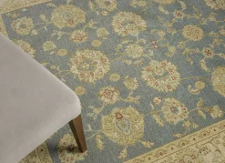 Heimtextilien></noscript>Brücke und Teppiche mit Orient-Optik