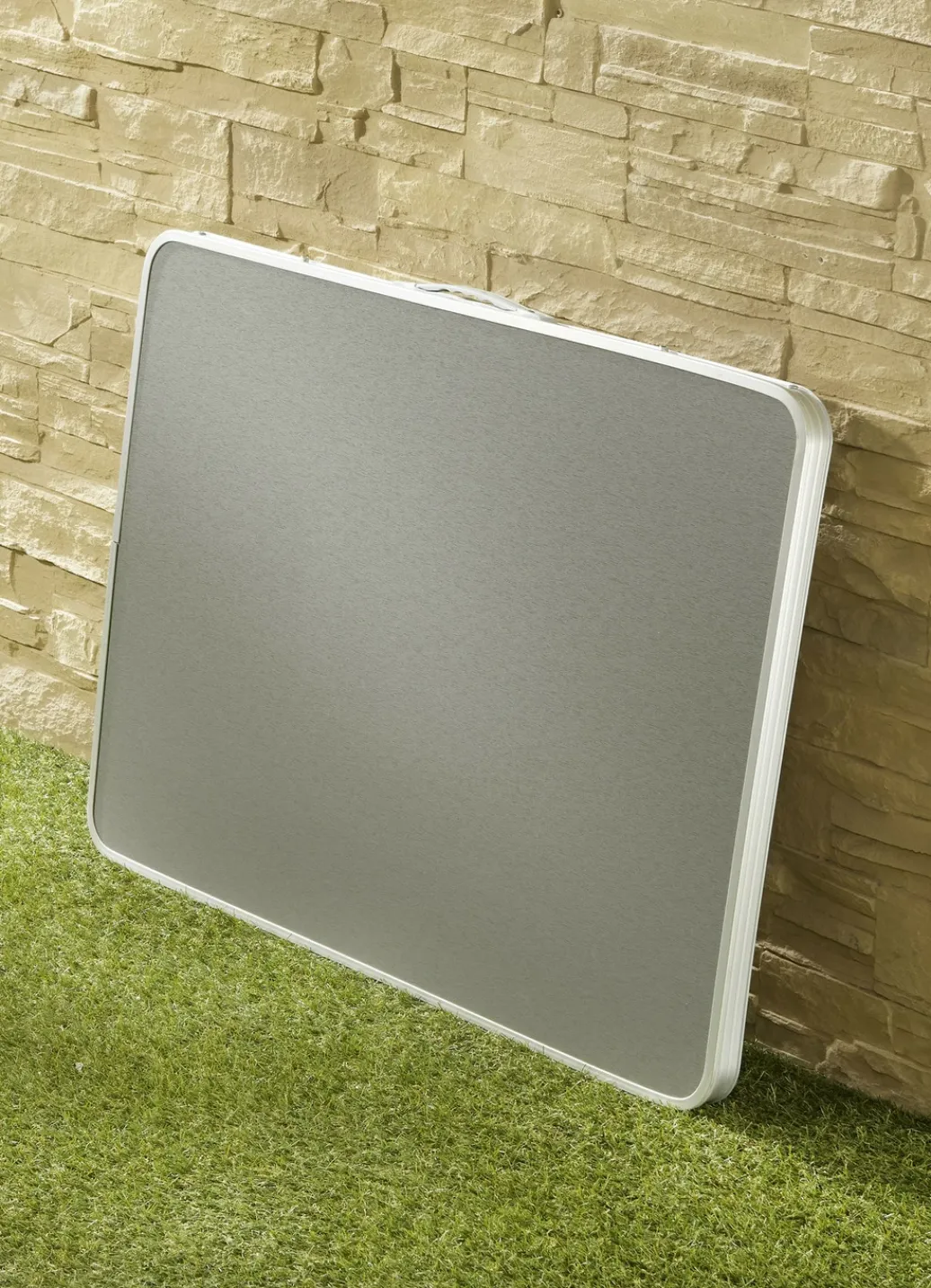 Gartenmöbel>Campingtisch mit 2 Ablagen GRAU