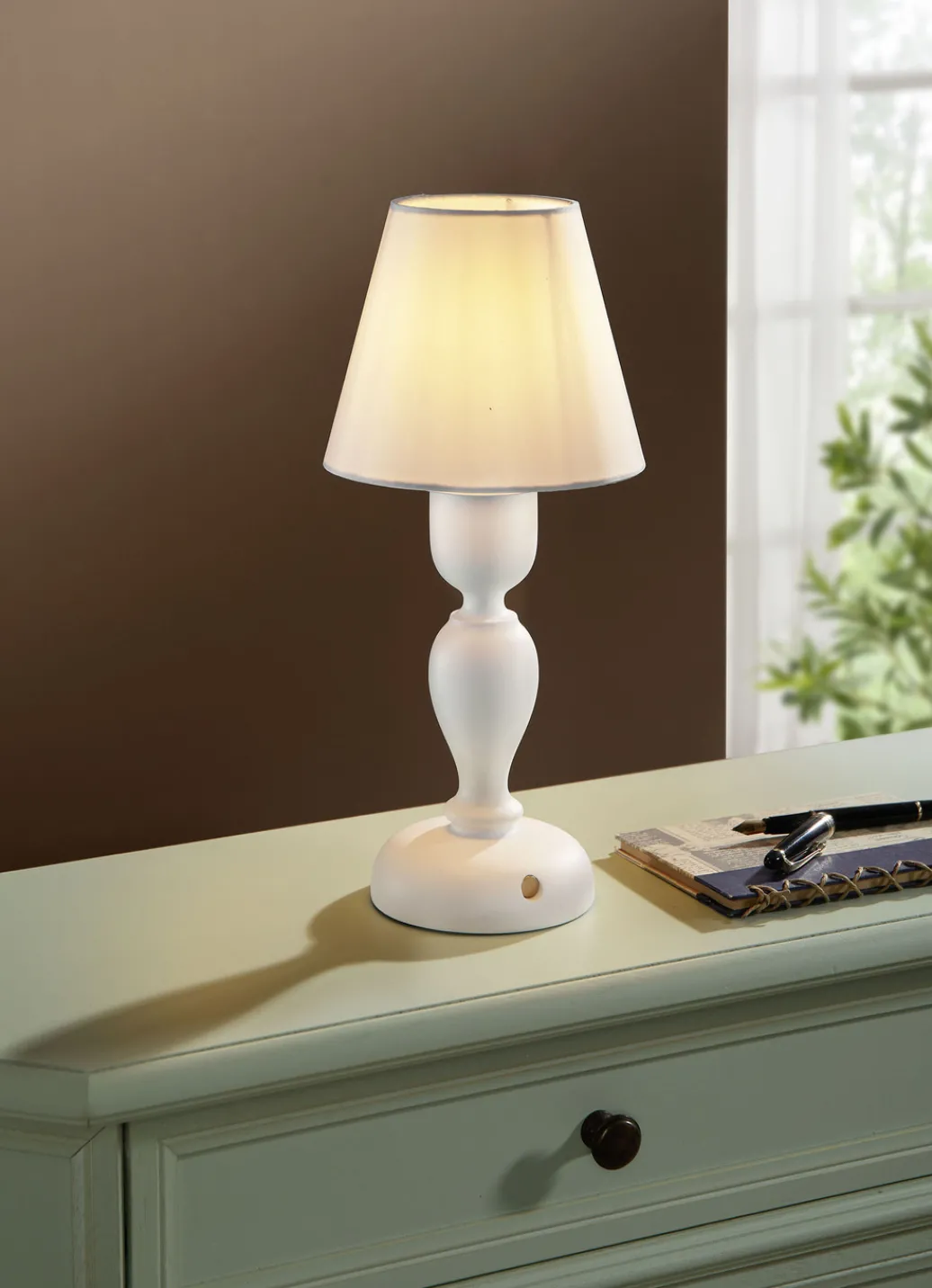 Möbel>Dimmbare LED-Touch-Tischleuchte