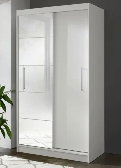 Möbel>Durchdachter Schwebetürenschrank mit Spiegelfront