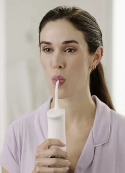 MEDIA SHOP Gesundheit & Pflege>Elektrische Munddusche Corp Care Miracle Smile WEISS