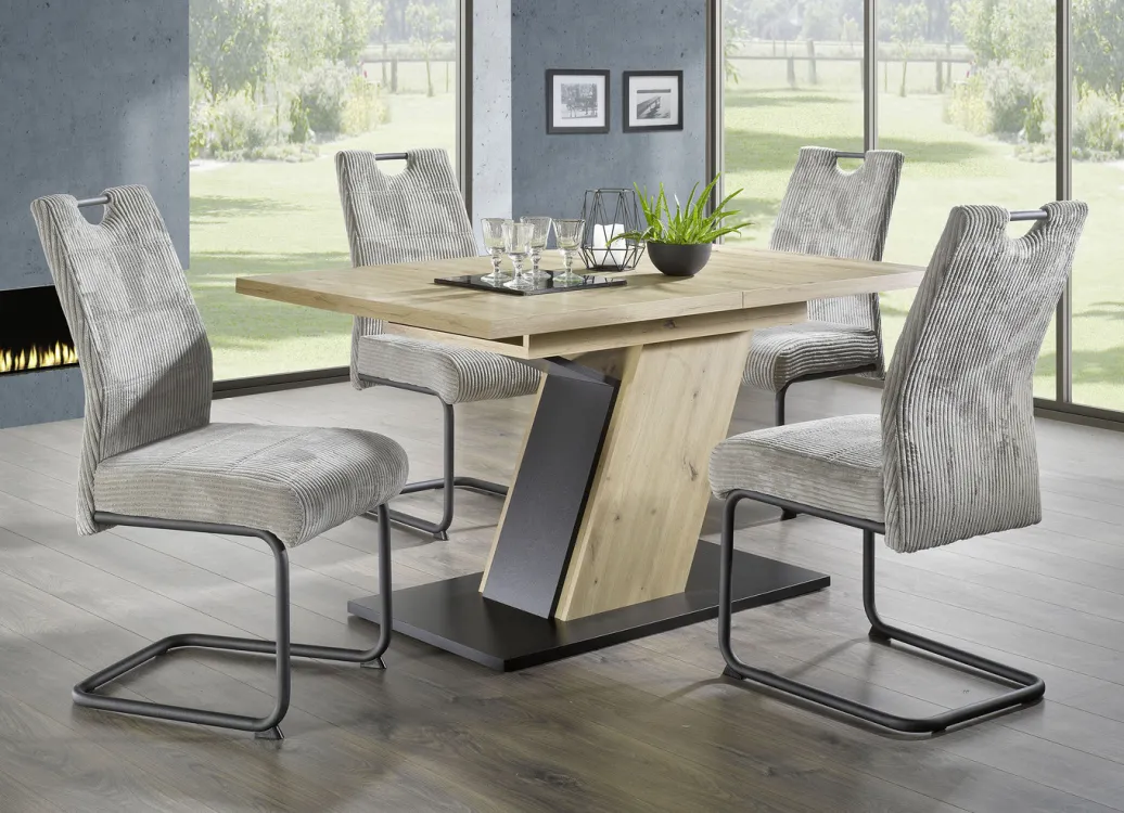 Möbel>Essgruppe, 5-teilig, in modernem Design