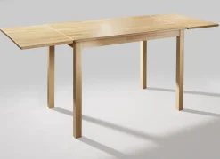 Möbel></noscript>Esstisch aus massiver Buche mit Auszug