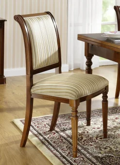 Möbel></noscript>Esszimmermöbel mit Federkern und Schaumstoffpolsterung