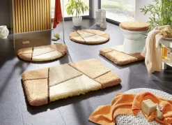 Heimtextilien>Farbenfrohe Badgarnitur mit rutschhemmender Rückseite