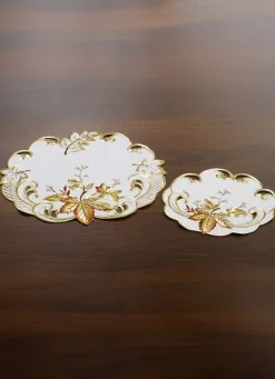 Dekoration|Heimtextilien>Filigran gearbeitete Tisch- und Raumdekoration