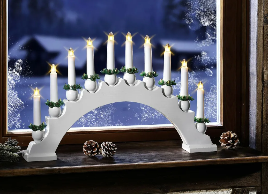 Weihnachtliche Dekorationen>10-flammiger Leuchter aus Holz