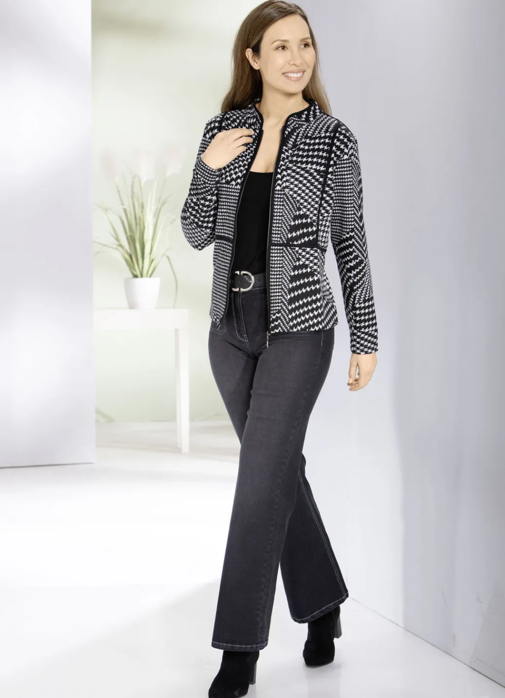 Blusen & Tuniken>Flauschige Blusenjacke SCHWARZ-ECRU