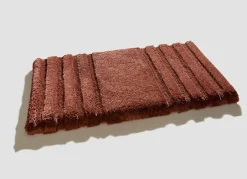 Heimtextilien></noscript>Flusenfreie Badgarnitur mit rutschhemmender Rückseite