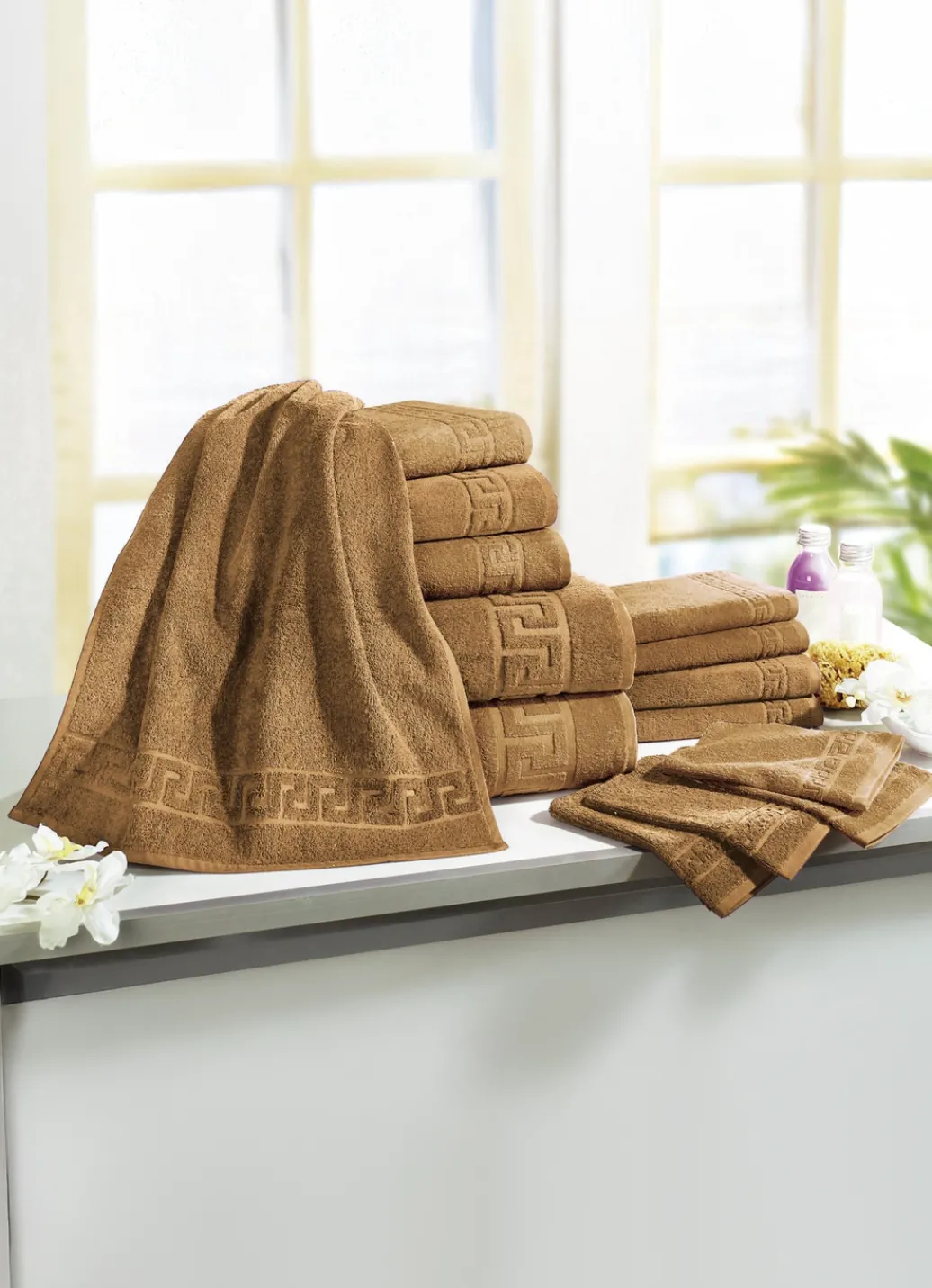 Heimtextilien>Frottierserie mit Mäander-Jacquard-Struktur