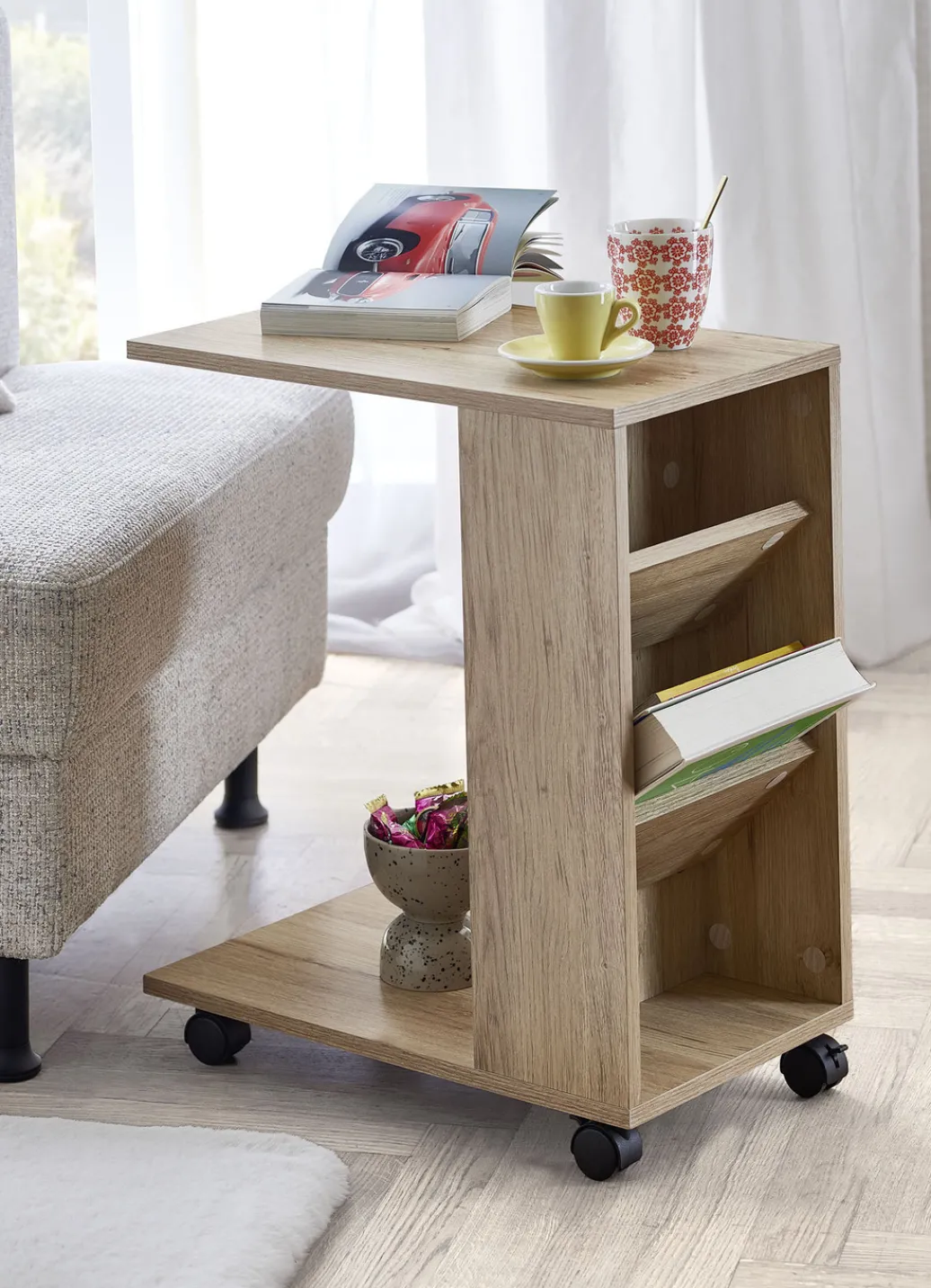 Möbel>Funktioneller Rollwagen