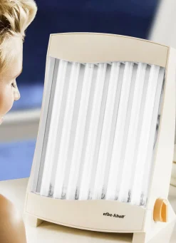 Wohlbefinden|Medizinische Geräte & Technik>Gesichtssolarium für eine angenehme Bräunung PFIRSICH-WEISS