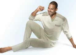 GÖTTING Herrenwäsche|Nachtwäsche>Götting Schlafanzug mit V-Ausschnitt, Naturfaser ECRU-RESEDA MEL