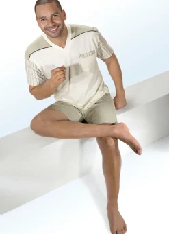 GÖTTING Herrenwäsche|Nachtwäsche>Götting Shorty mit V-Ausschnitt und Brusttasche ECRU-RESEDA