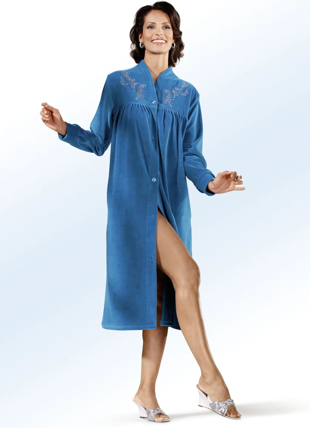 Damenwäsche|Homewear & Freizeitmode>Hausmantel mit Stickerei- und Paillettenzier