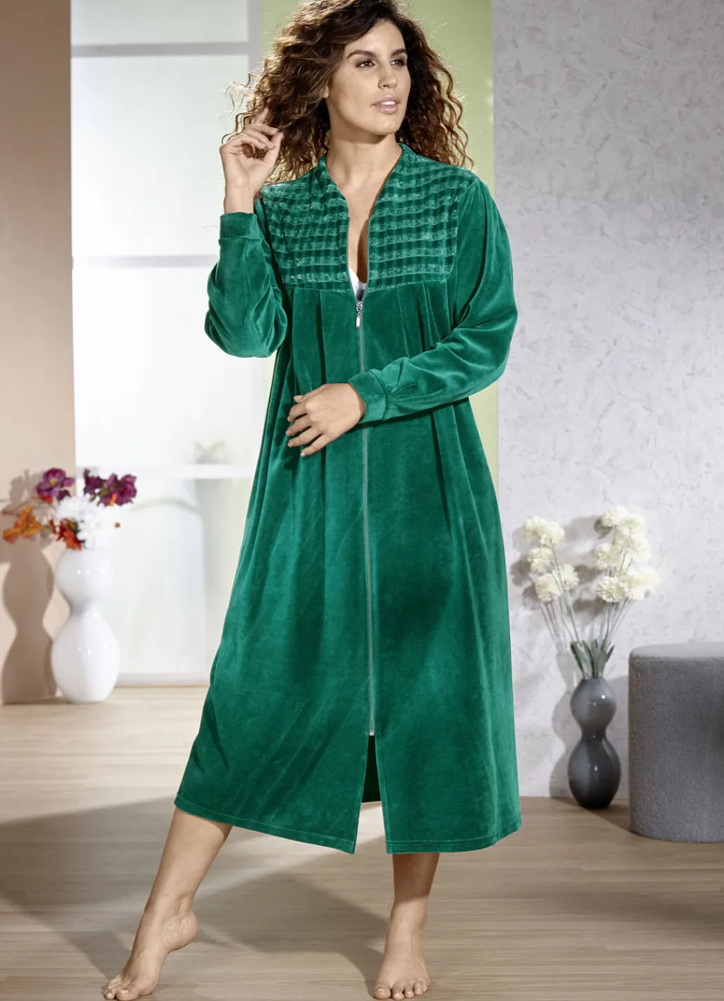 COMODO Homewear & Freizeitmode|Damenwäsche>Hausmantel mit toller Struktur TANNENGRÜN