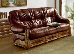 Möbel></noscript>Italienische Polstermöbel mit Bezug aus echtem Leder