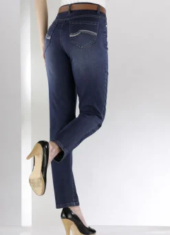 Hosen></noscript>Jeans mit schönen Stickereien und funkelnden Strassteinen