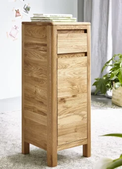 Möbel>Kommode aus geöltem Massivholz