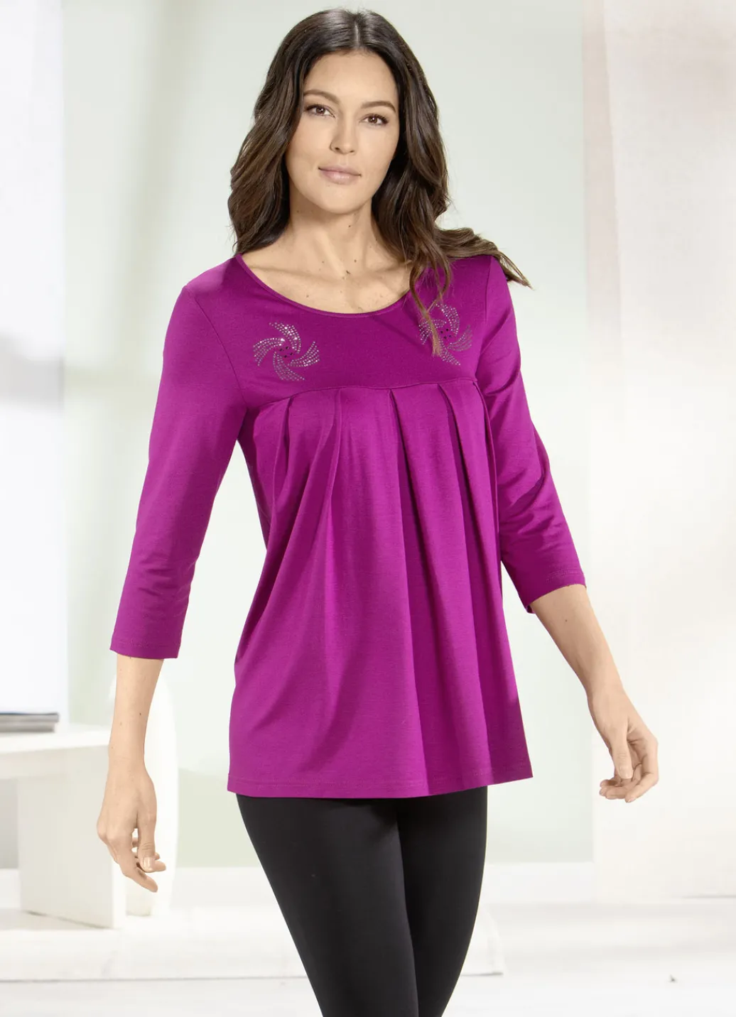 Shirts>Longshirt mit Zierplättchen in 3 Farben