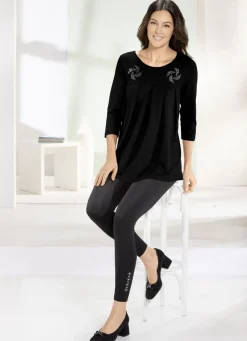 Shirts><noscript><img width=