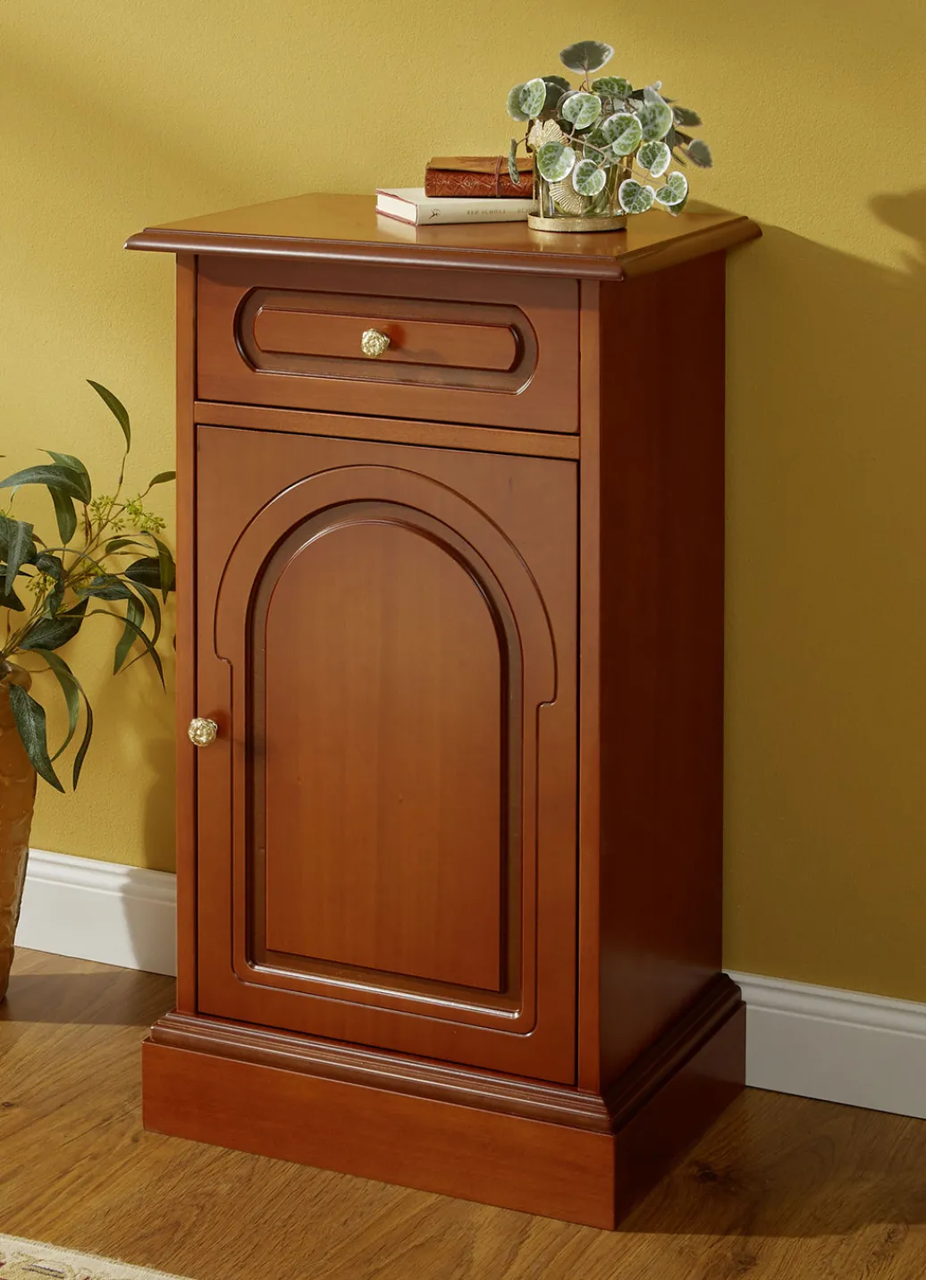 Möbel>Möbelserie mit typisch italienischem Flair