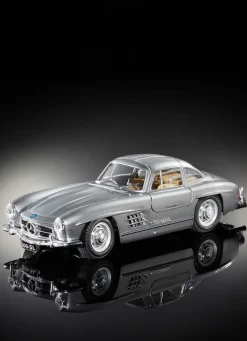 Bburago Dekoration>Mercedes-Benz 300SL als Metallspritzgussmodell SILBER