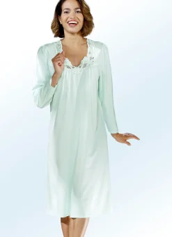 Nachtwäsche|Damenwäsche>Nachthemd, Langarm mit V-Ausschnitt