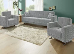 Möbel></noscript>Polstermöbel mit Bettfunktion und Dekokissen