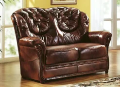 Möbel></noscript>Polstermöbel mit Bezug aus echtem Leder