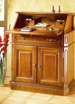 Möbel>Sekretär mit eleganten, goldfarbenen Metallgriffen