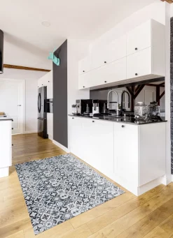 Heimtextilien></noscript>Strapazierfähiger Küchenläufer und -teppich im Fliesen-Design