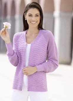 Pullover & Strickmode></noscript>Strickjacke mit Cloquéstruktur