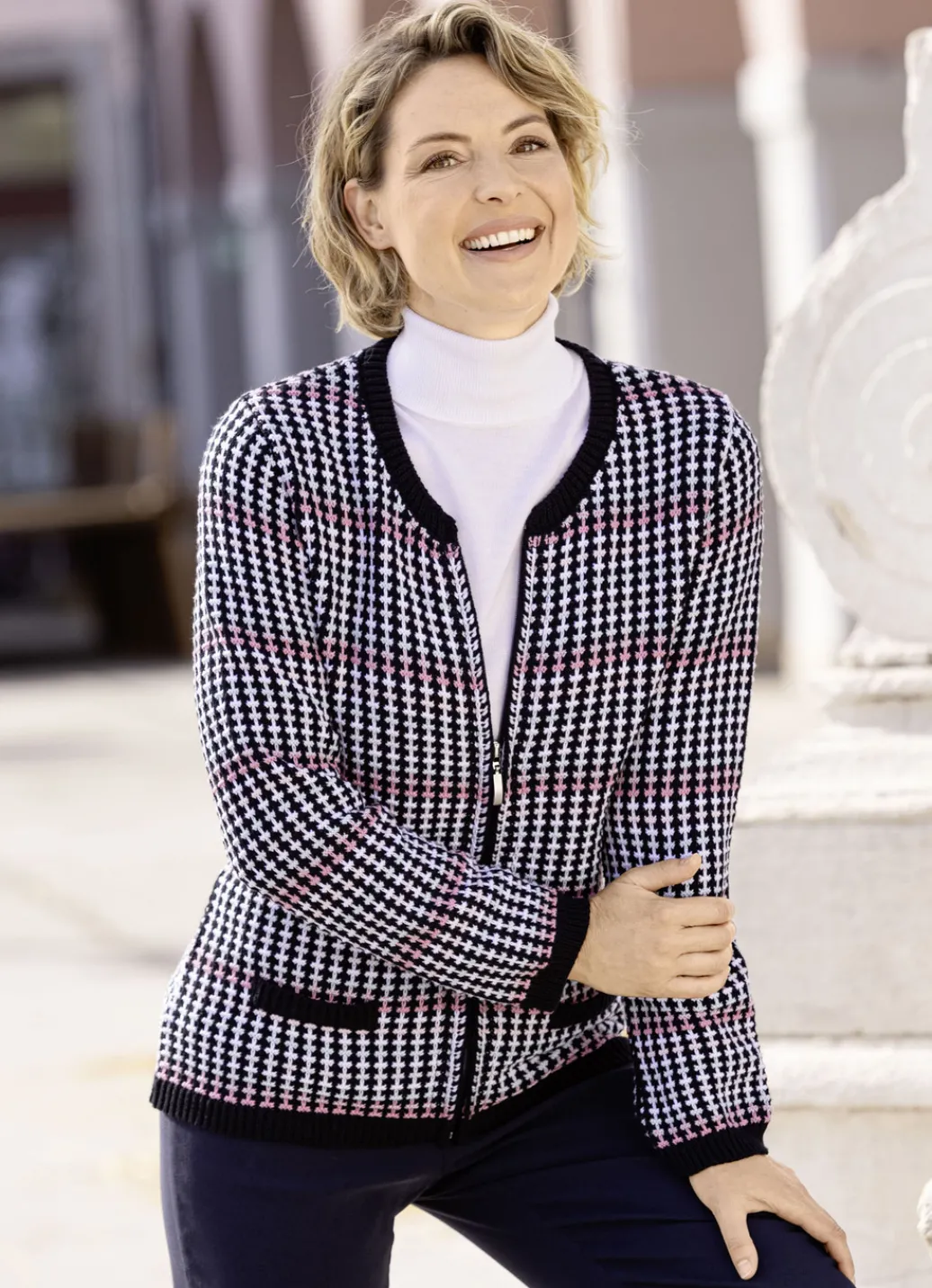 Pullover & Strickmode>Strickjacke mit zartem Farbverlauf MARINE-ROSA-MULTICOLOR