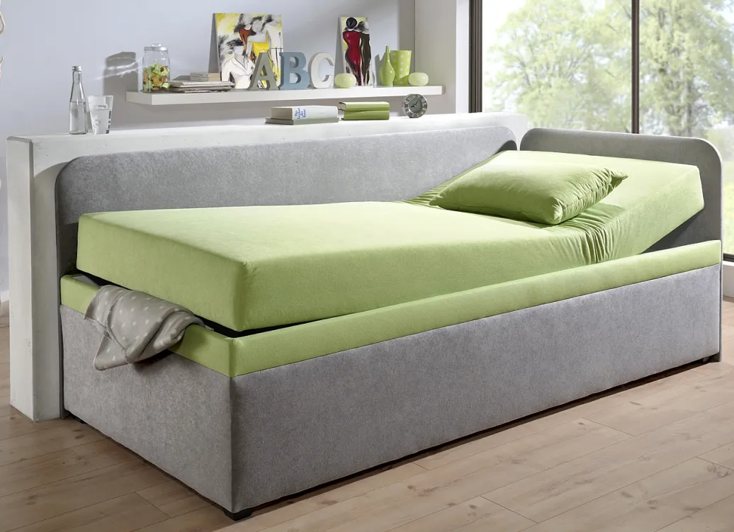 Möbel>Studioliege mit beidseitig montierbarer Kopf- und Seitenblende