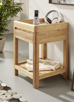 Möbel>Tisch aus geöltem Massivholz