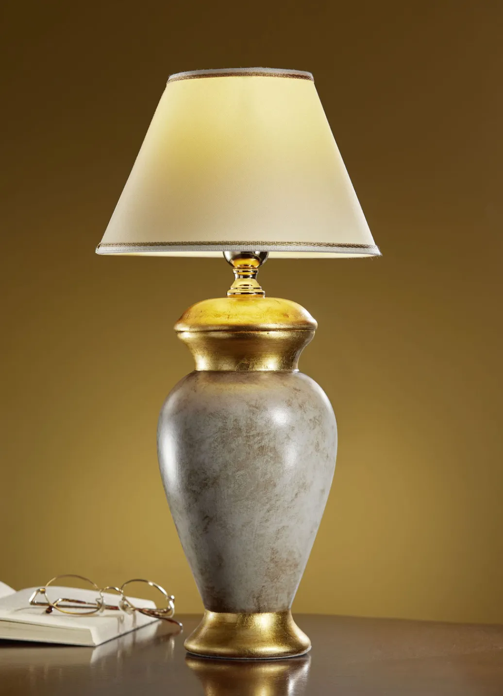 Möbel>Tischleuchte aus italienischer Keramik