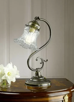 Möbel>Tischleuchte in antiker Optik MESSING