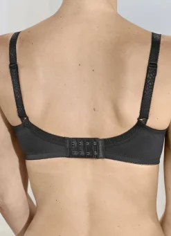 TRIUMPH Damenwäsche|Wäsche><noscript><img width=