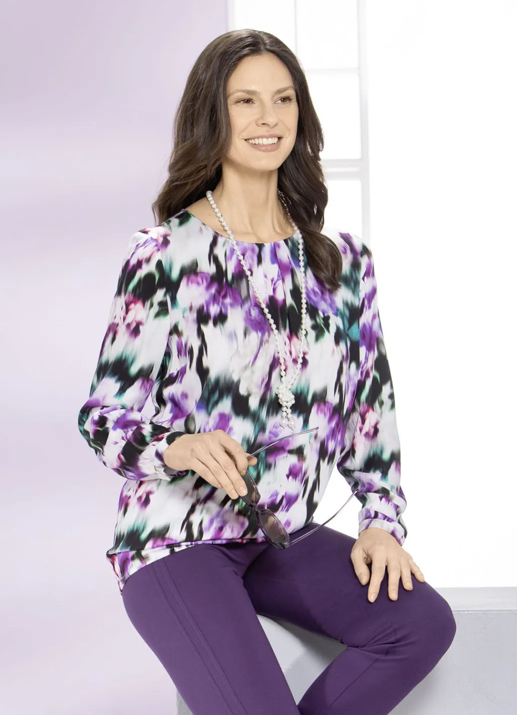 Blusen & Tuniken>Tunika mit dekorativer Fältelung WEISS-BUNT